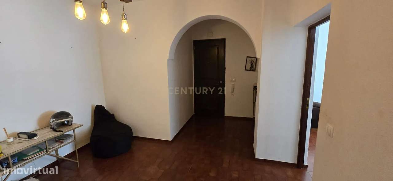 Apartamento T3 com Elevador em Elvas, Portalegre-1