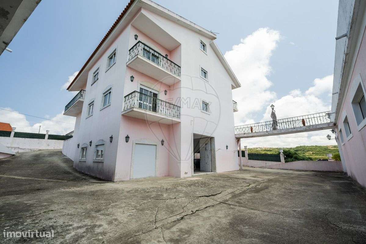 Moradia T6 para venda - Grande imagem: 3/47