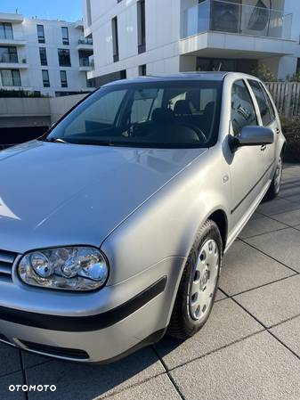 Volkswagen Golf IV 1.4 16V Basis - 10