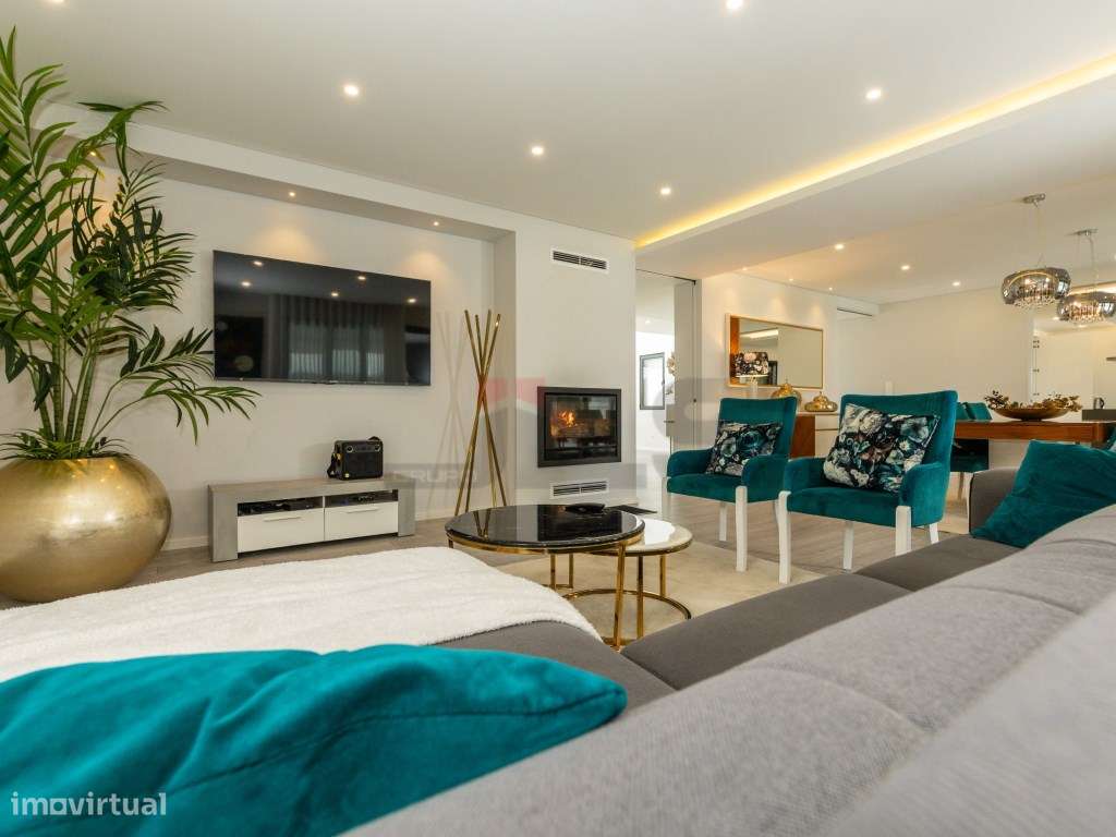 Refúgio Moderno com Vista e Design no Pico da Pedra, Ilha de São Mi...-22