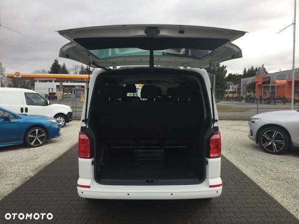 Volkswagen Caravelle - 10