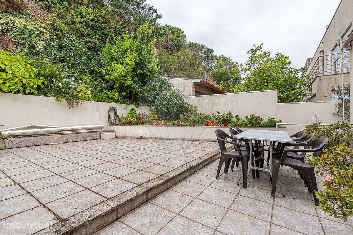 Moradia T5 para venda-9