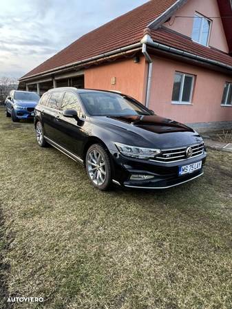 Volkswagen Passat Variant 2.0 TDI DSG R Executive - 8