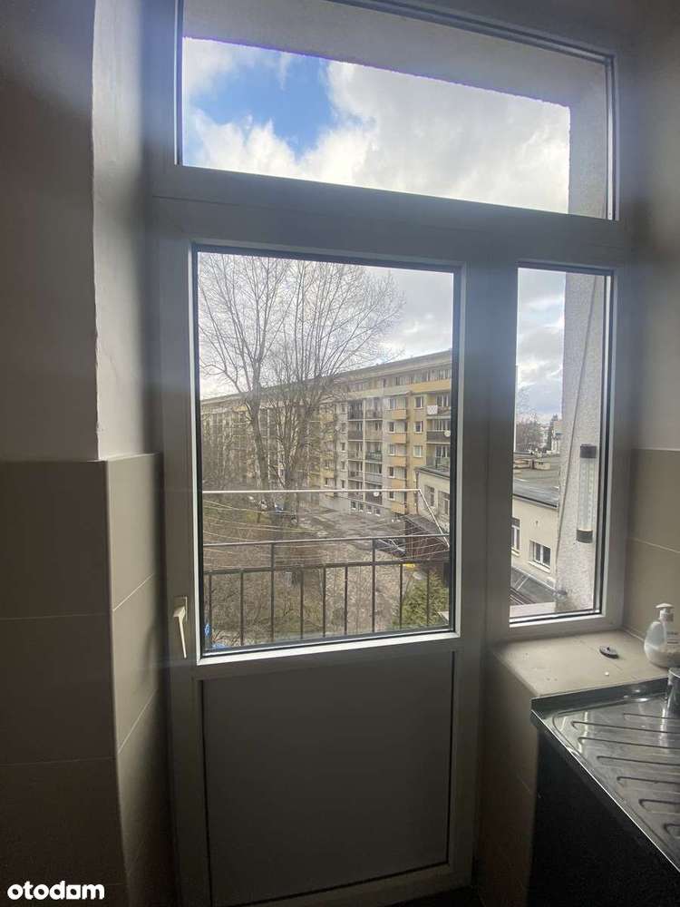 Mieszkanie 3 pokoje, 2 łazienki, kuchnia, balkon, bez pośredników - Więcej
