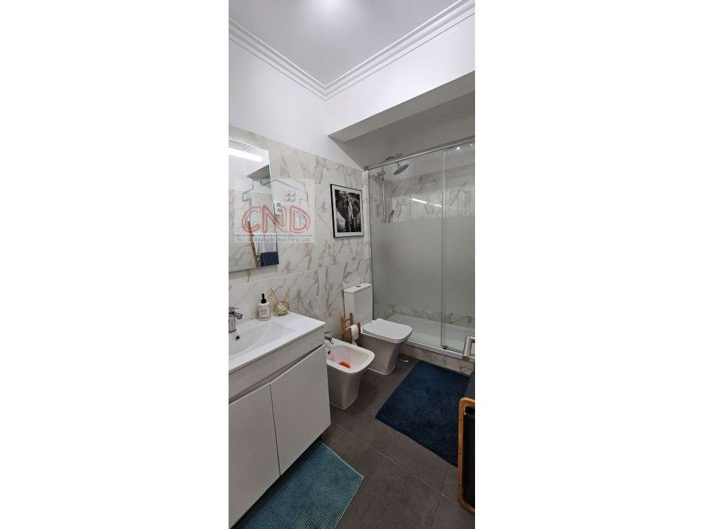 T2 Algueirão Mem- Martins, na Rua Florbela Espanca, 250.000 euros '...-15