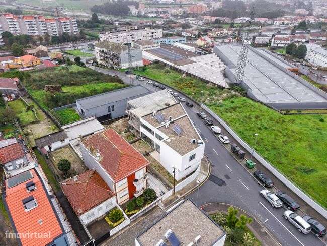 Moradia NOVA T3 no Porto-19