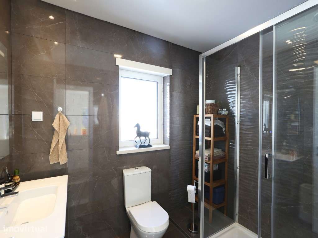 Magnífica Moradia T4 com piscina na Tapada | Sítio da Nazaré-32