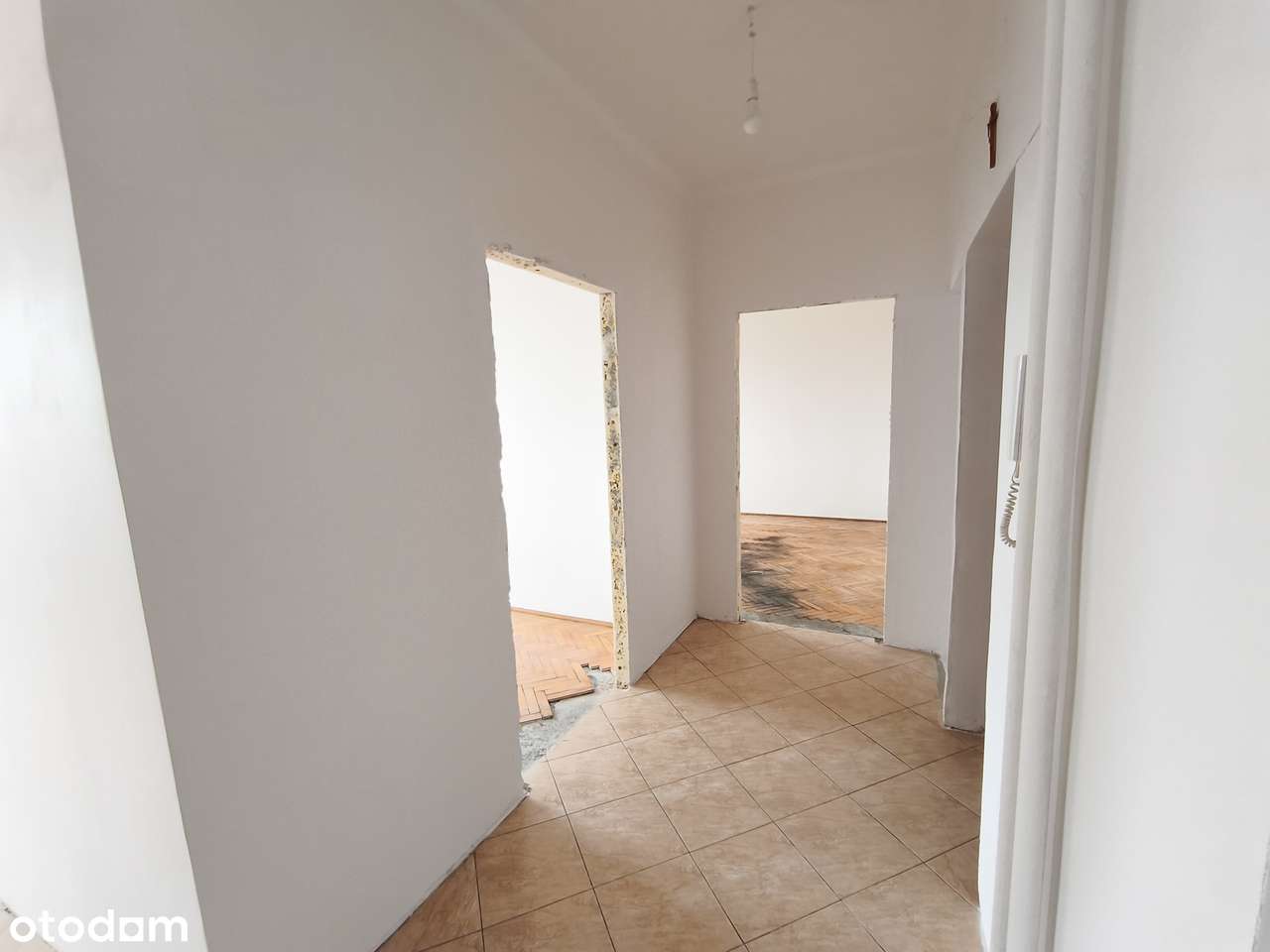 Wysokie piętro z widokiem. Metro Szwedzka i Dworzec Wileński.-8