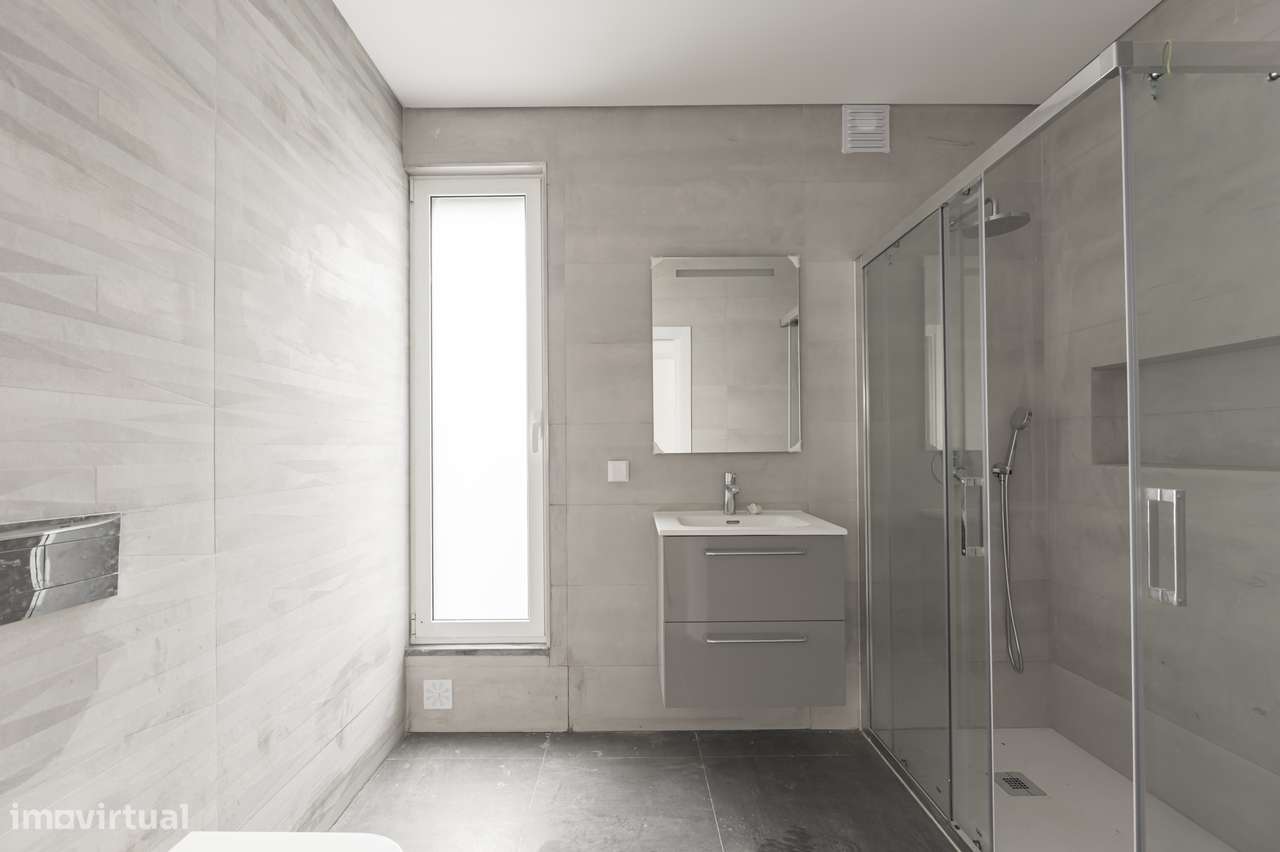 Moradia independente T4+1 nova c/piscina a 20 minutos Lisboa-13