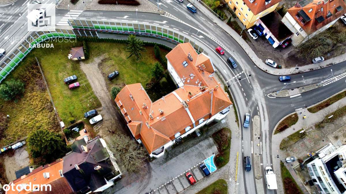 Kancelaria, gabinety lekarskie- masażu, pokoje - Pełny obrazek: 2/20