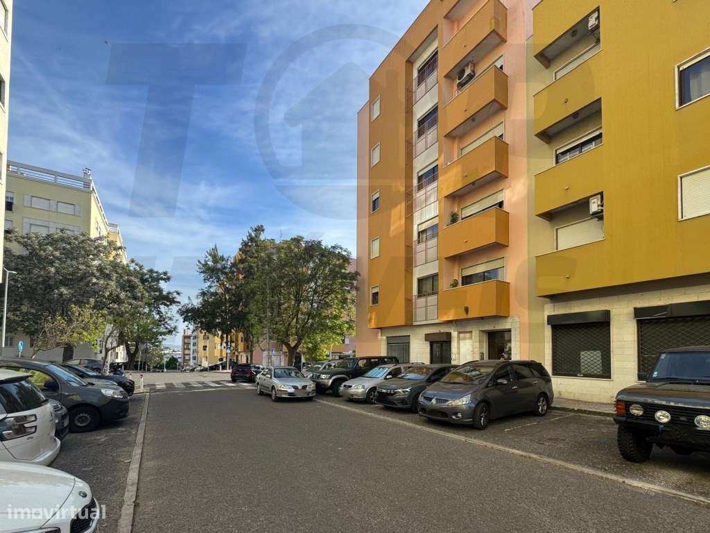 Apartamento T3 - Prior Velho - 375.000€-6