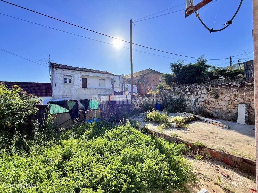 Moradia T3 p/ Recuperar em Pena - Chancelaria, Torres Novas-15