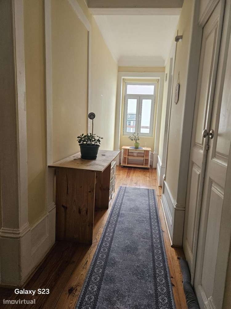 Edifício Junto ao polo das engenharias na covilhã-13