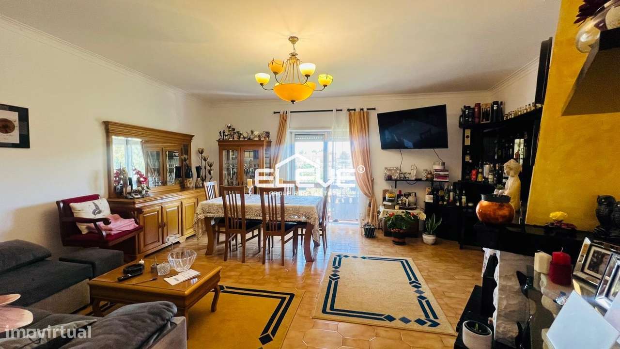 Excelente T4 Duplex Oliveira do Douro-15