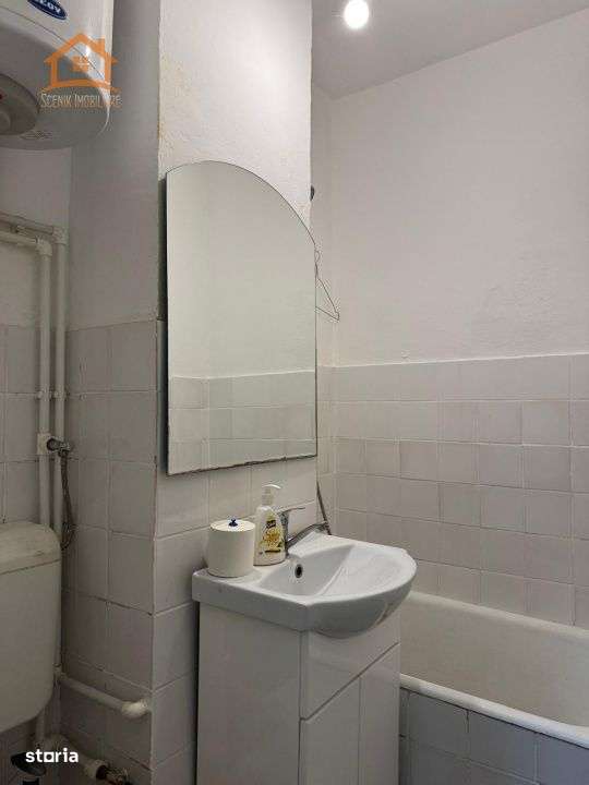 Spatiu comercial de vanzare, zona Spitalului judetean, parter, terasa-6