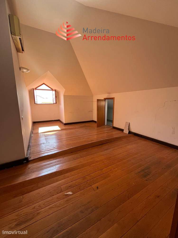 Escritório Funchal 90m2 - Grande imagem: 3/4