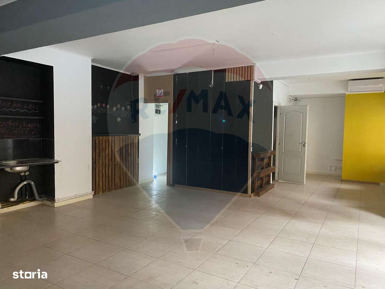 Spațiu comercial de vânzare – Militari Residence-4