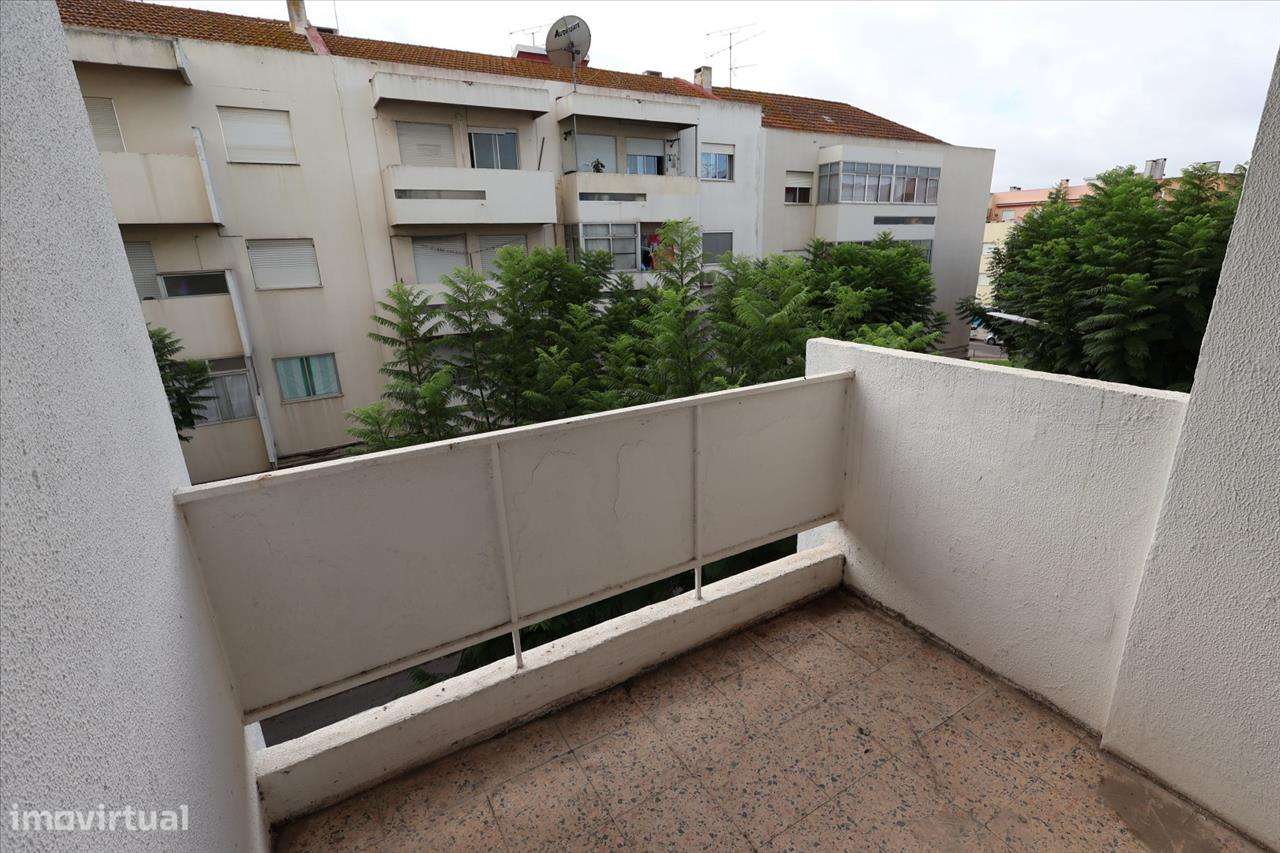 Apartamento em Moita, Moita - Grande imagem: 4/17