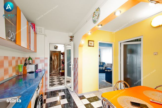Vanzare 3 camere decomandate 70mp cu centrala termica-13