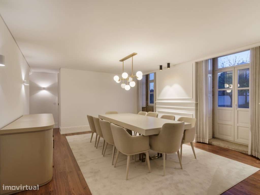 Apartamento T3 de luxo no Centro Histórico de Braga-23