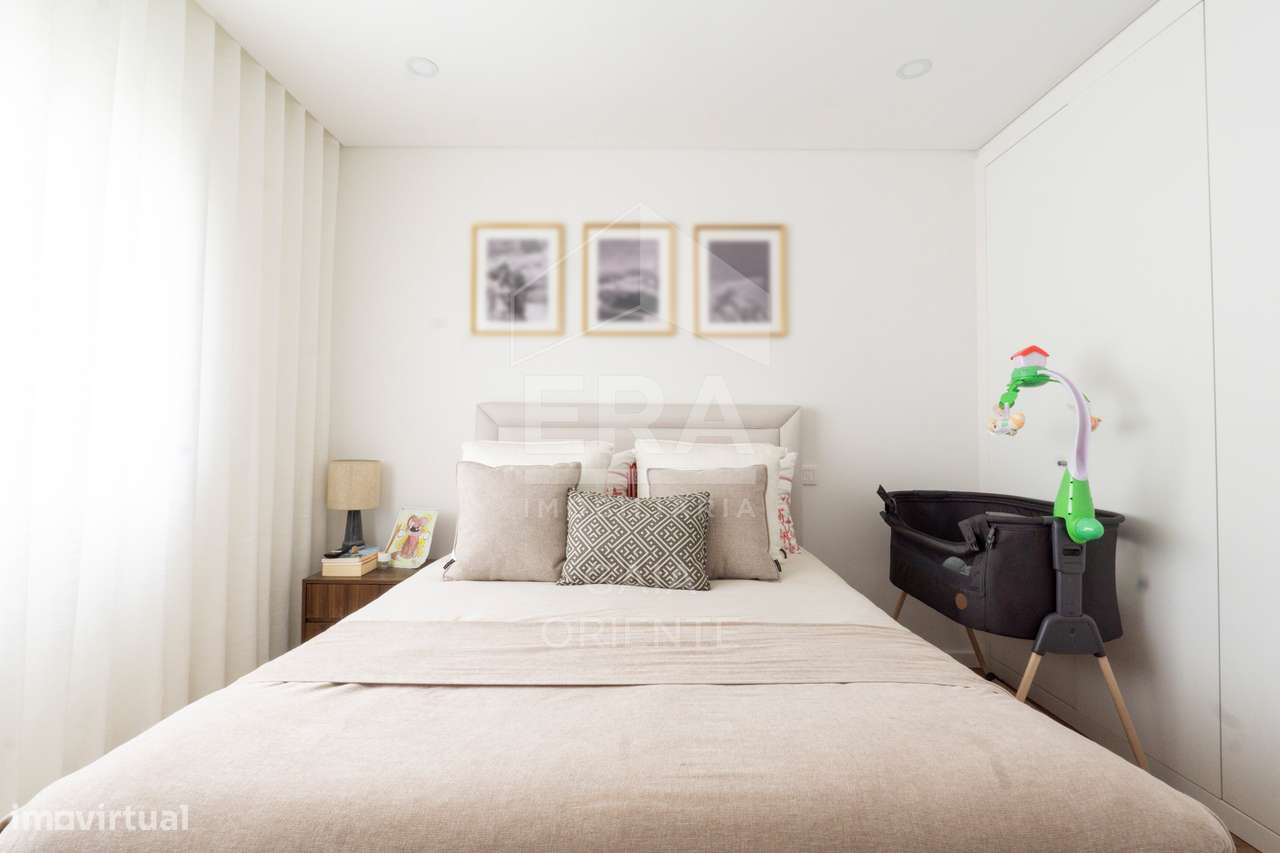 Apartamento T2 moderno com garagem em Grijó-19
