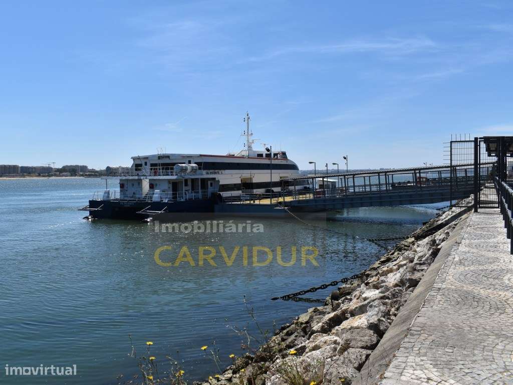 Apartamento T1 totalmente remodelado com quintal-20