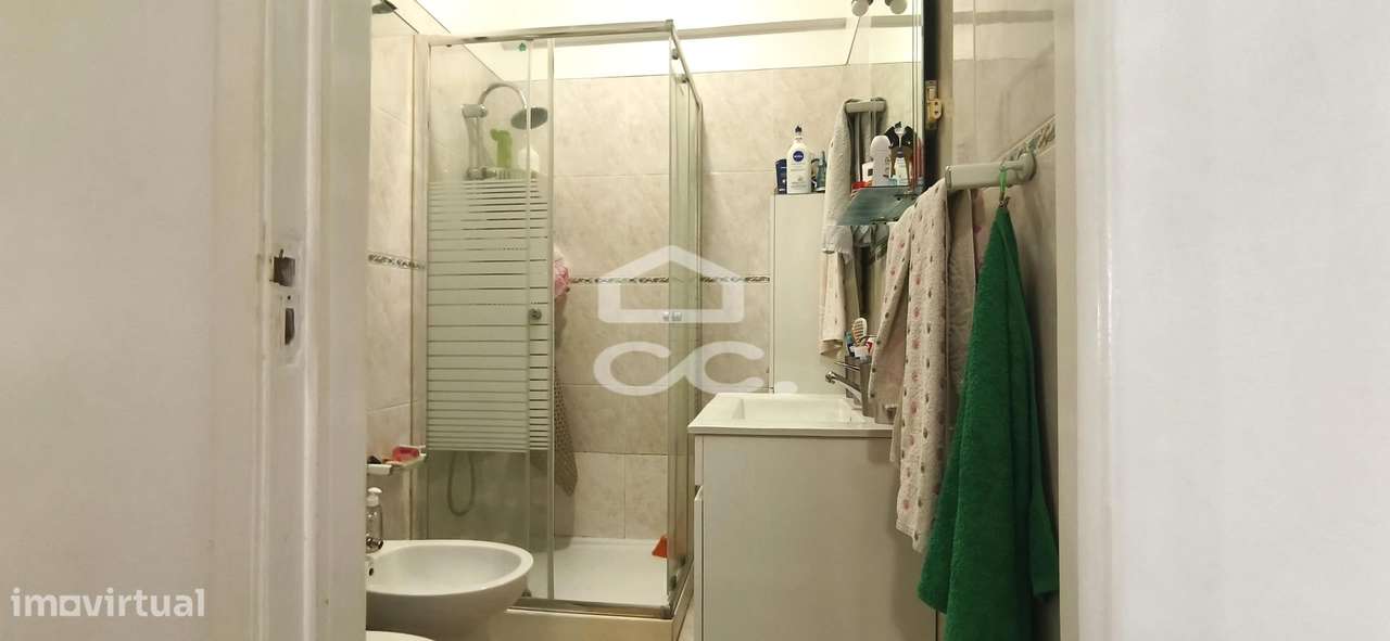 Apartamento T2 usado - Quinta Dálias - Famões-16