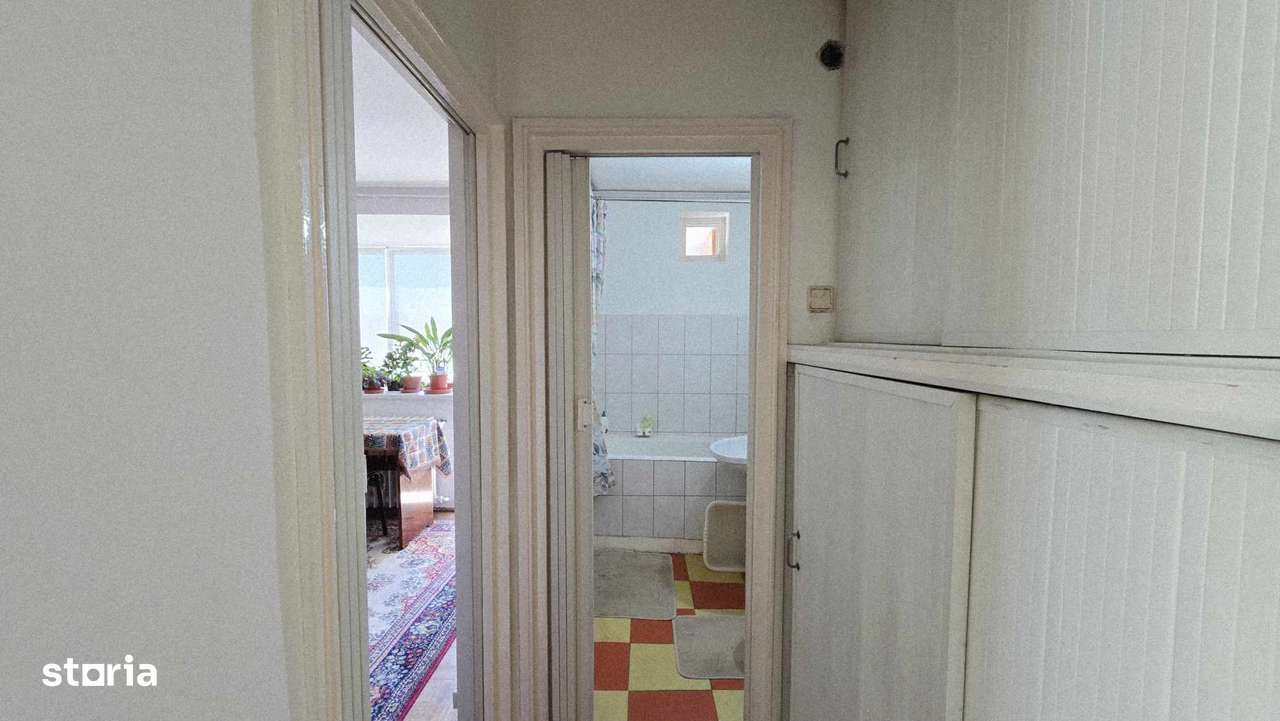 Apartament 2 camere de vanzare Splaiul Crisanei, Decebal-13