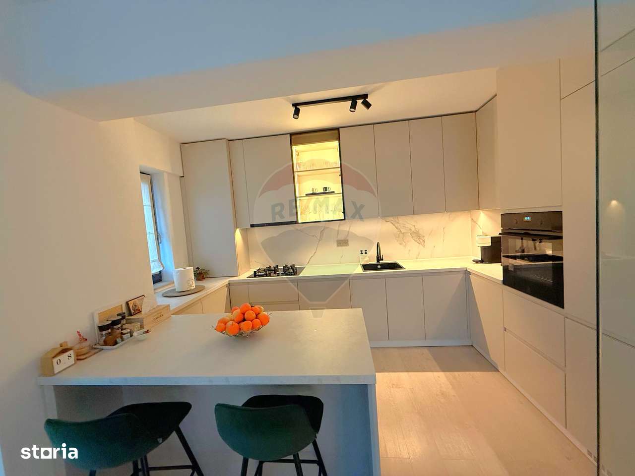 Apartament cu 3 camere de vanzare Bloc 2025 Bacau City Lake - Imagine principală: 5/12