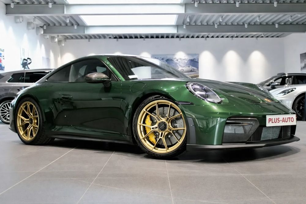 Porsche 911 2025