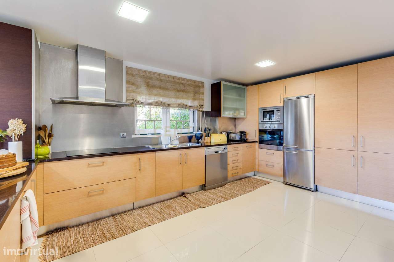 Luxuosa Moradia T 5 com Vista Panorâmica em São Simão de Litém, Pombal-5