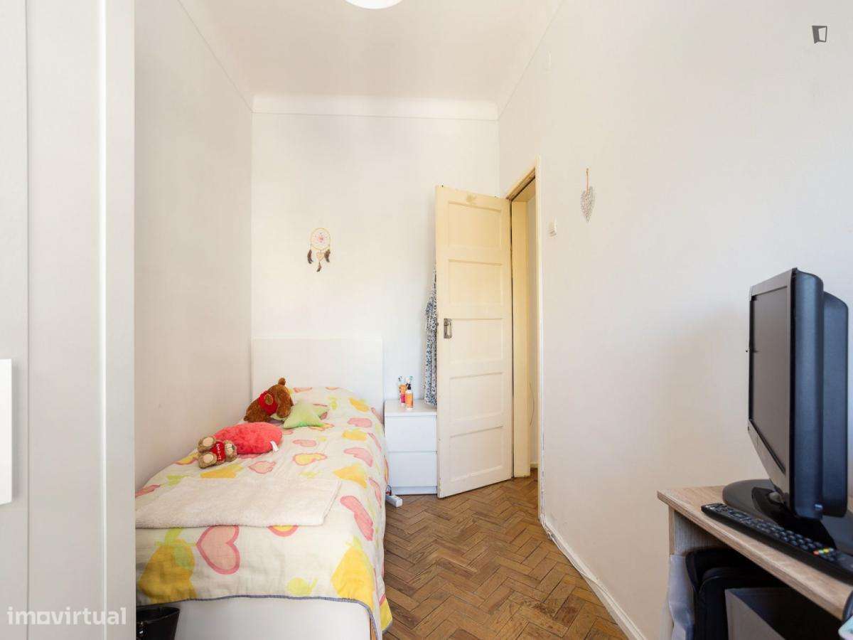 Quarto - localizado em Alvalade Lisbon - Grande imagem: 4/10
