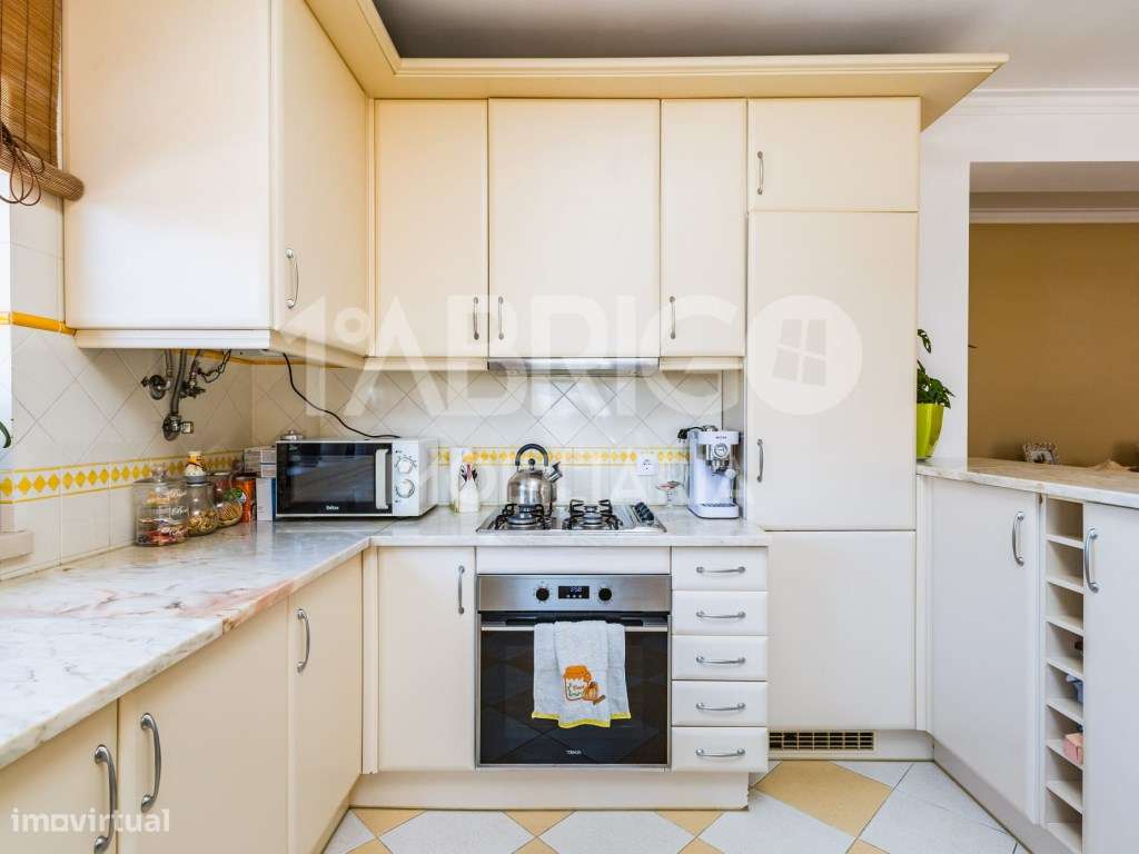 Para Venda, imperdível, apartamento T1 com uma fantástica vista mar. - Grande imagem: 5/21