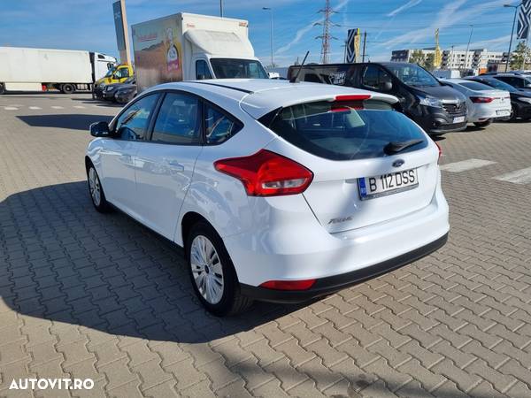 Ford Focus 1.5 EcoBlue Trend - 4