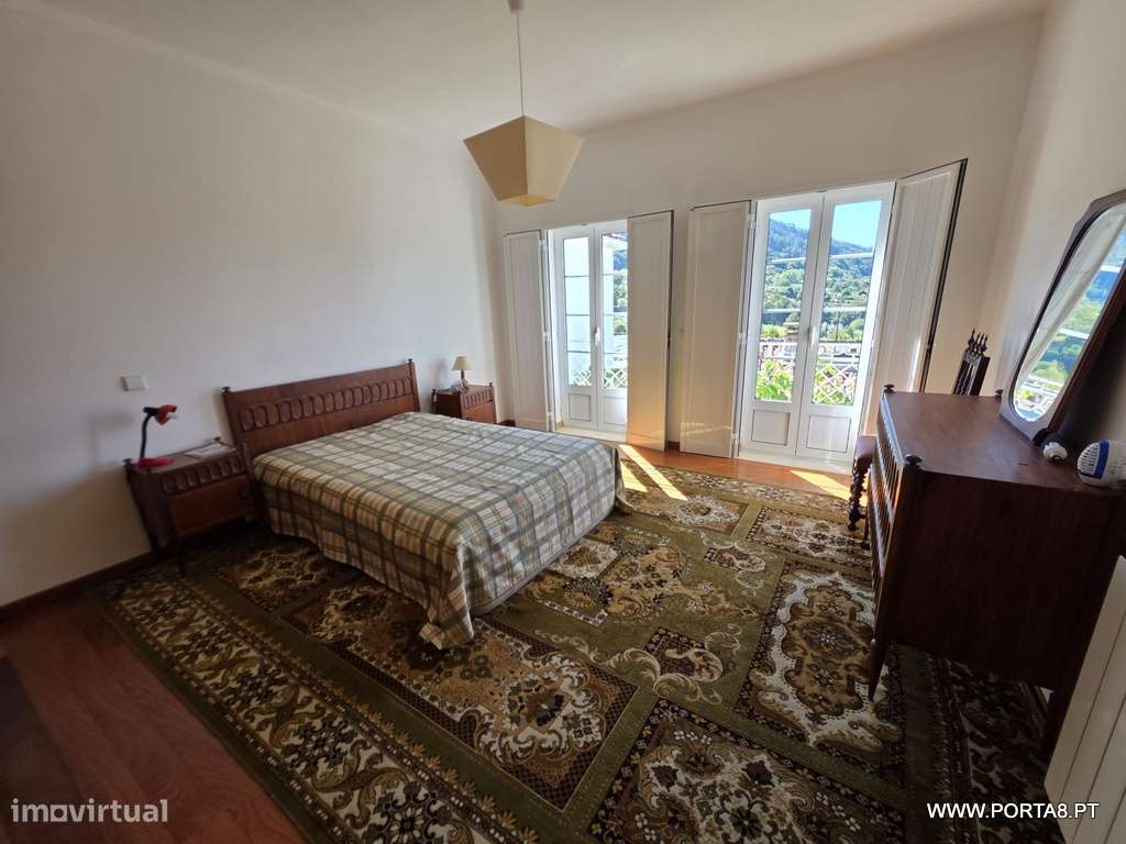 Moradia T3 Independente com Pátio  — Vila Nova, Miranda do Corvo-8