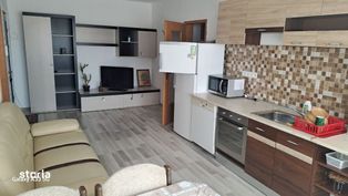 Apartament 3 camere zona Vasile Aron