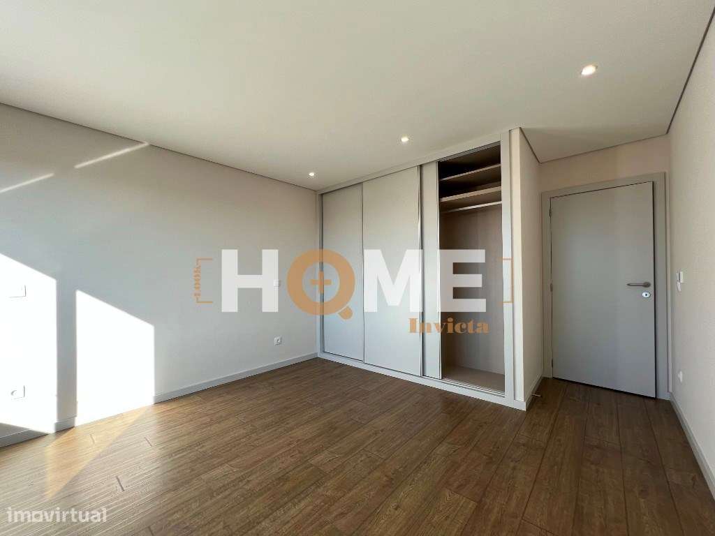 EXCELENTE Apartamento T3 NOVO | em plena Av. da Boavista-3