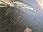 Volvo V40 2.0 D3 Momentum - 8