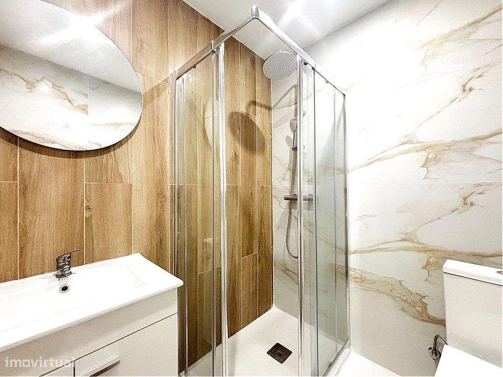T2 Remodelado com Excelente Luz Natural no Forte da Casa!-9