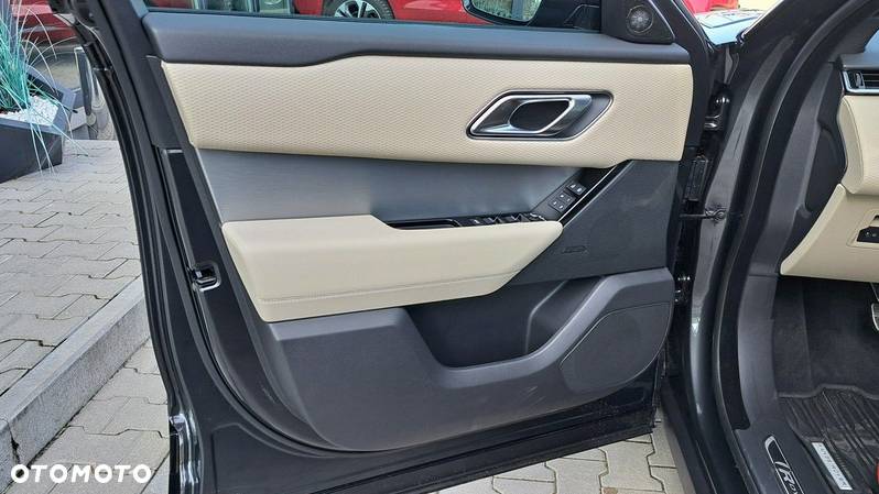 Land Rover Range Rover Velar - 13