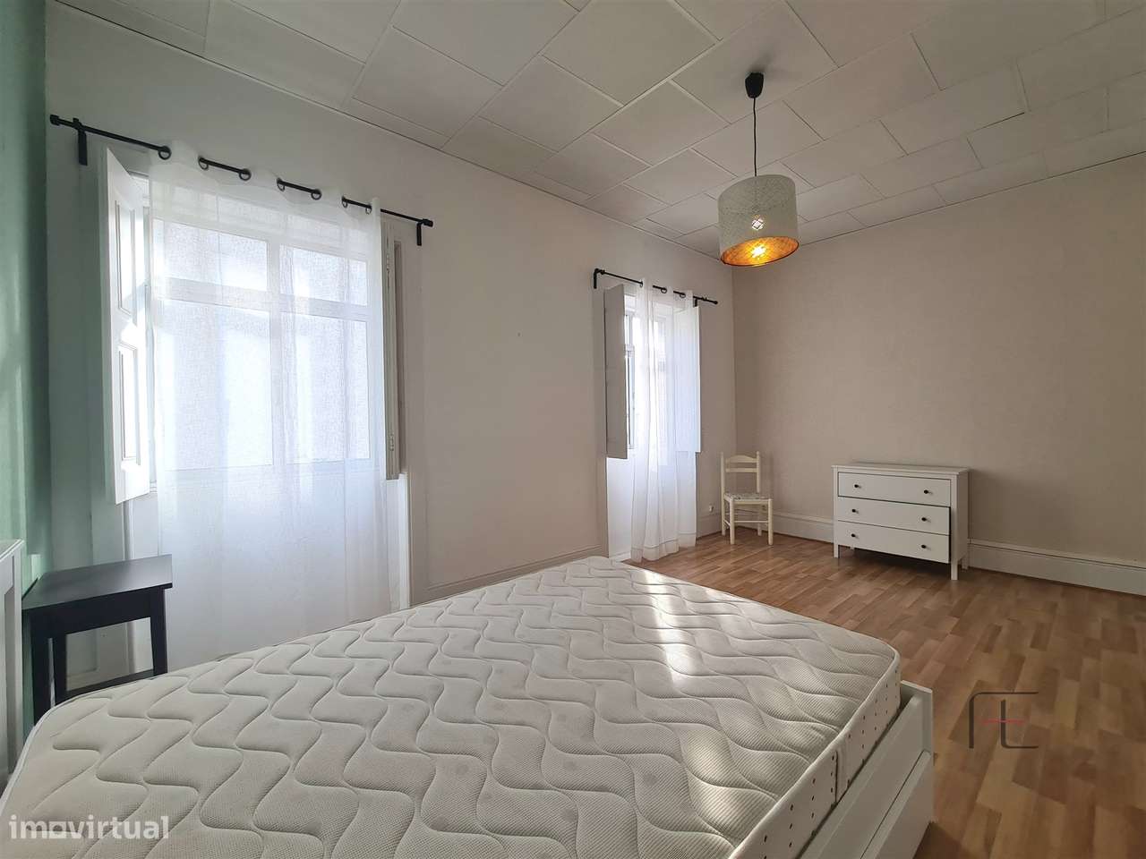 Apartamento T2+1, centro cidade Espinho-10