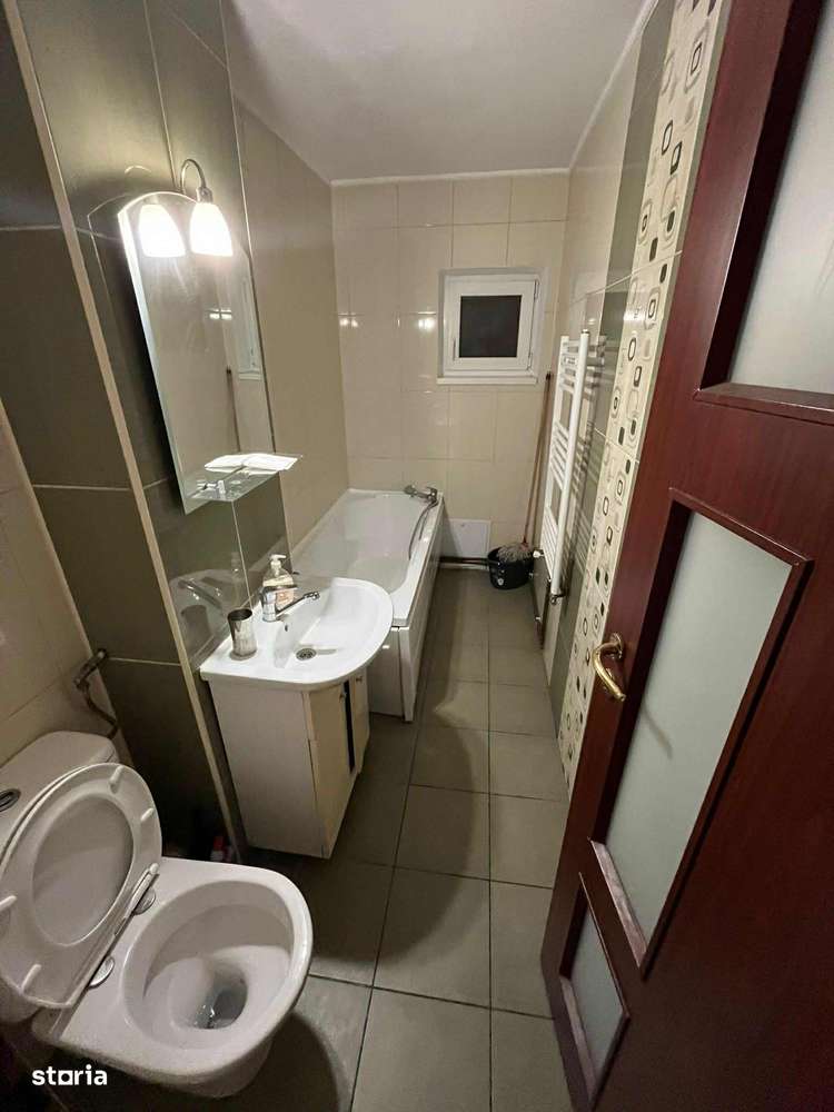 Apartament de 2 camere zona RACADAU, - Imagine principală: 2/9