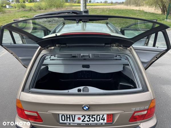 BMW Seria 3 320d - 25