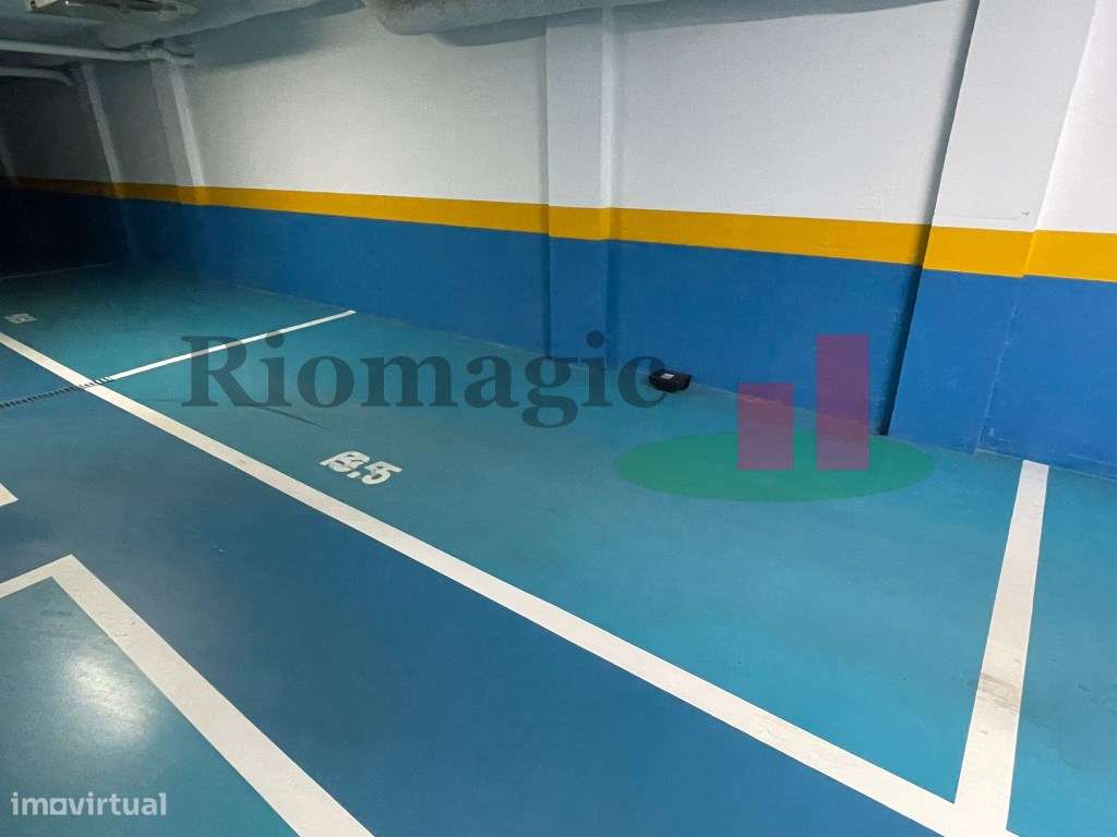 Lugar de Garagem - Santarém ***RIOMAGIC*** - Grande imagem: 2/5