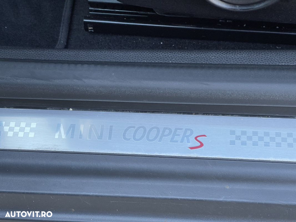 Mini Cooper S Coupe - 9