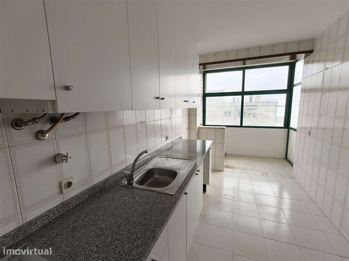 T2+1-1ª Linha de Mar-Praia-Póvoa de Varzim - Grande imagem: 4/12