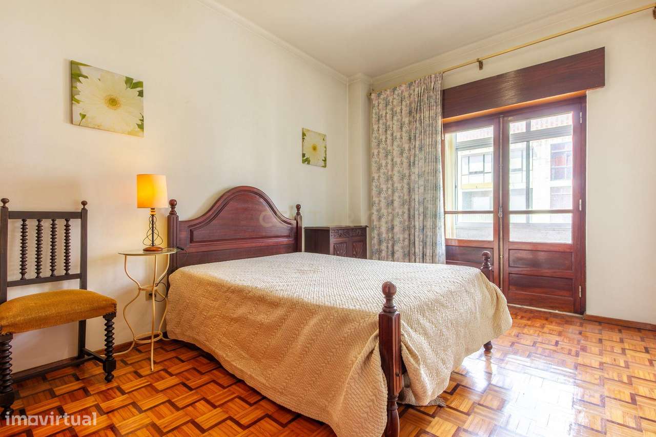 Apartamento T2 em Casquilhos (Alto do Seixalinho) – Barreiro-12