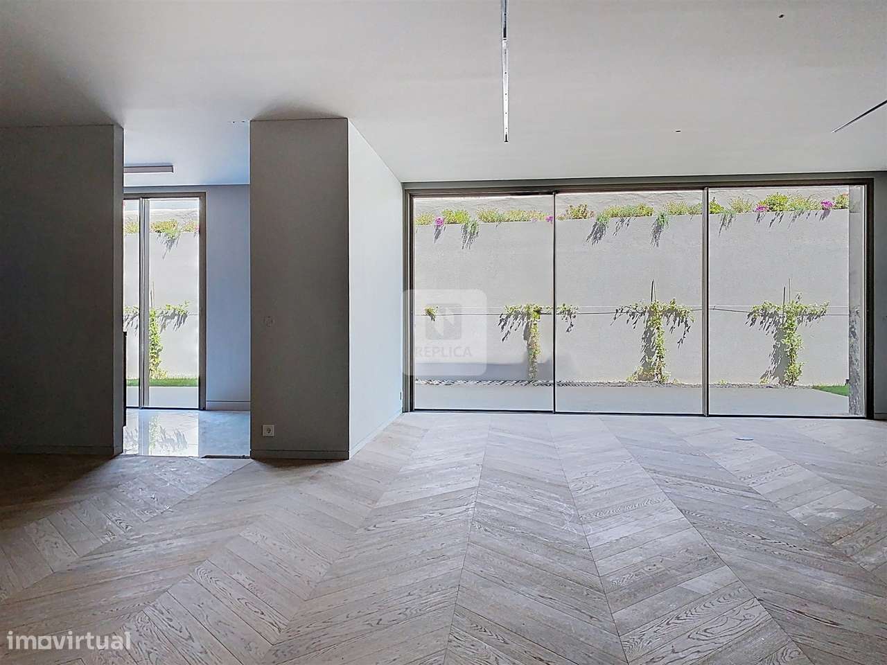 Apartamento T3 na Foz do Douro com Varanda | Nevogilde, Porto-3