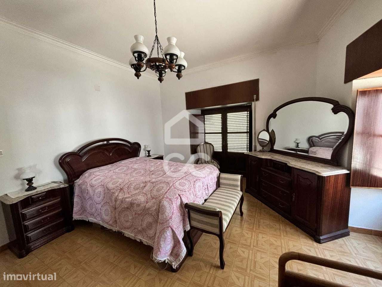 Moradia com 4 quartos no centro da cidade com garagem-30