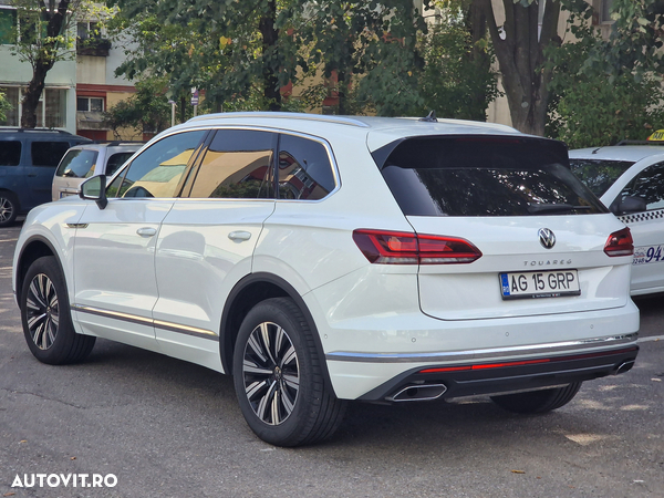 Volkswagen Touareg - 4